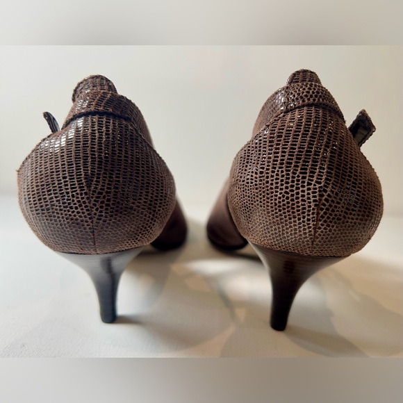 Bandolino Brown Women’s Low Heel Sling Back Size 6.5 Leather - Picture 6 of 8